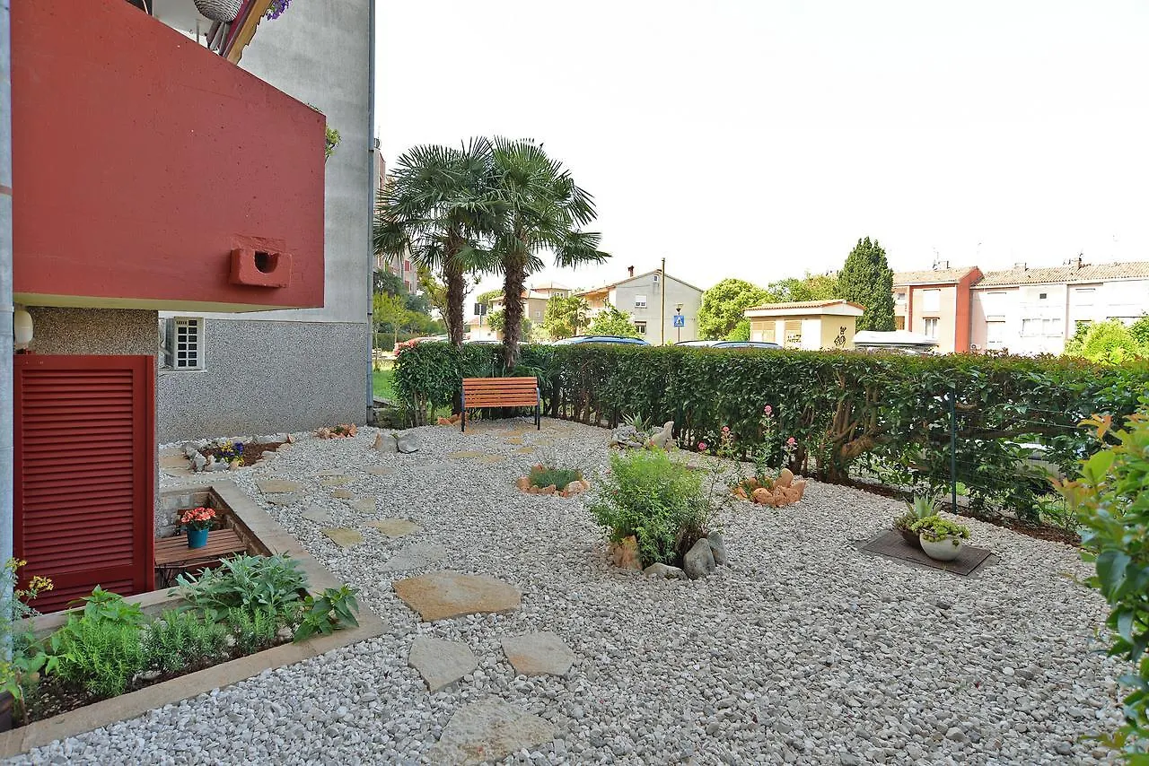 Apartment Mladen 1660 Poreč